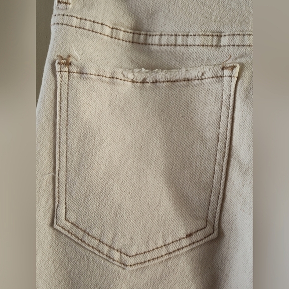 S.O.N.G. Women's Off White Distressed Jeans | Timeless Fit | Size 7/28 - Picture 3 of 7